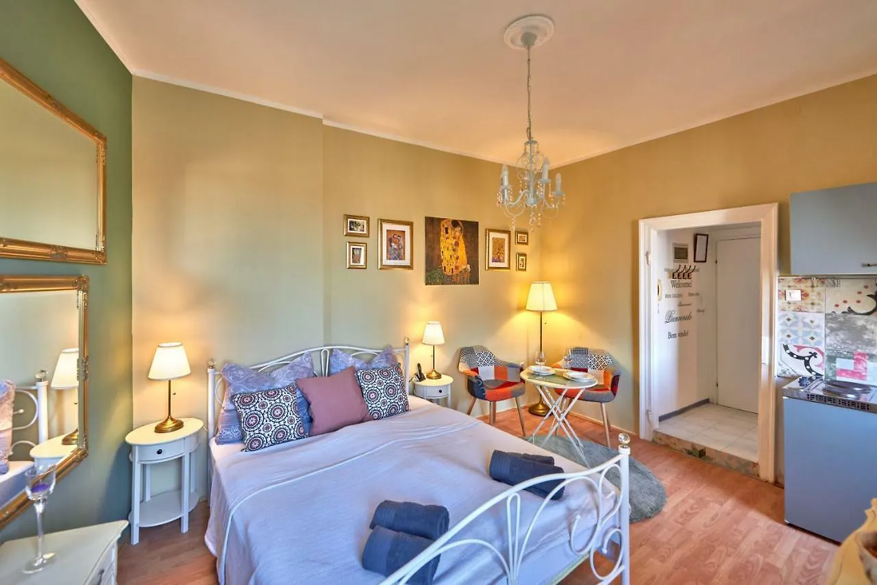 Old City Romantic Studio With Free Private Parking Pula Croatia